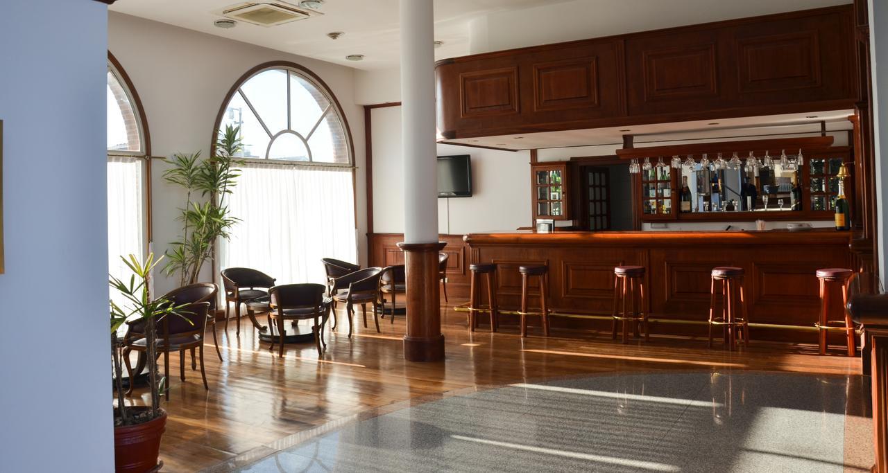 Hotel Reviens Pinamar Eksteriør billede
