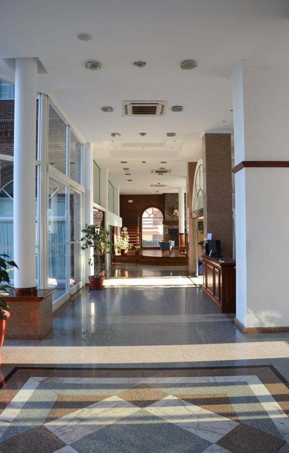 Hotel Reviens Pinamar Eksteriør billede