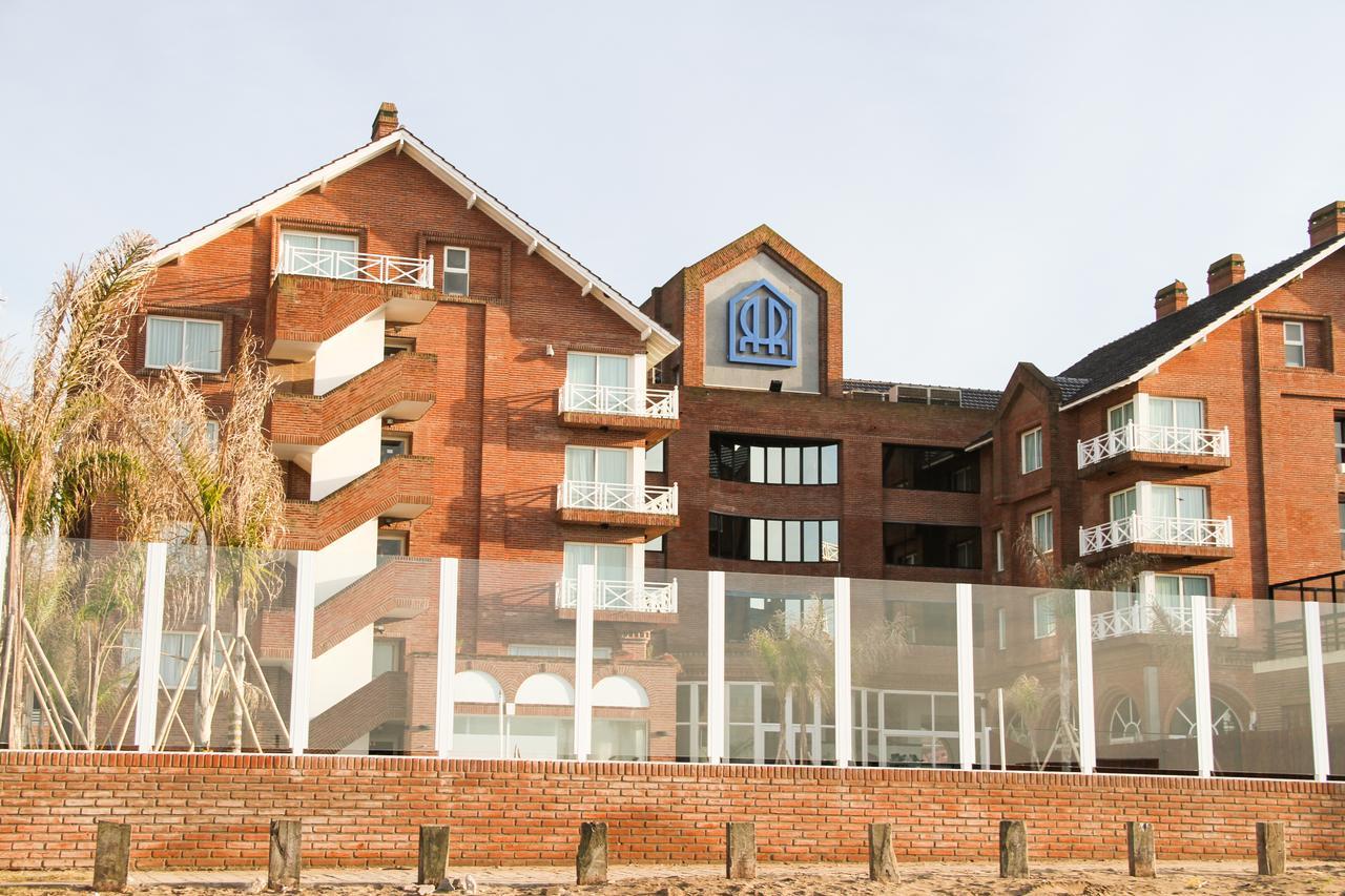 Hotel Reviens Pinamar Eksteriør billede